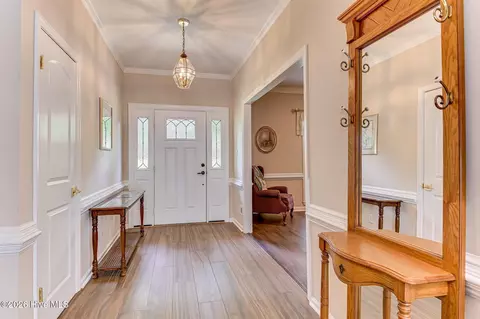 Entry Way - 130 Lakeview Ct, Martinez, GA 30907 photo 1 of 3