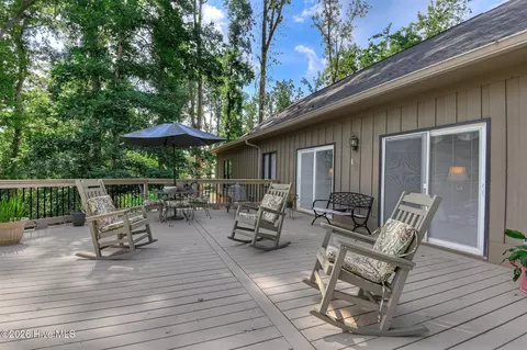 Exterior - 130 Lakeview Ct, Martinez, GA 30907 photo 3 of 10