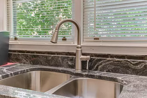 Kitchen - 130 Lakeview Ct, Martinez, GA 30907 photo 5 of 6