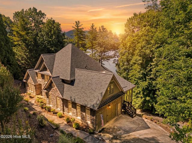 382 Lake Shore Dr, Topton, NC 28781