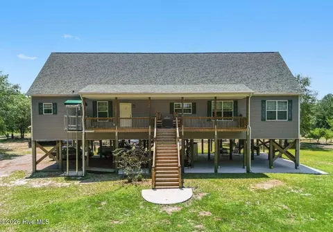 364 Murray Turner Farm Rd, Burgaw, NC 28425