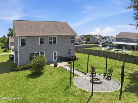 View/Area - 91 W Conolly Ct, Hampstead, NC 28443 photo 6 of 8