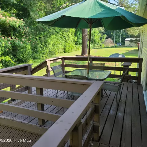 Exterior - 107 Eagle Ridge Dr, Dudley, NC 28333 photo 3 of 4