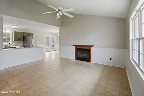 115 Daphne Dr, Hubert, NC 28539 photo 9