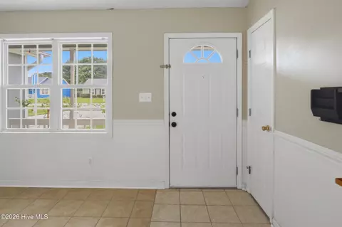 115 Daphne Dr, Hubert, NC 28539 photo 8