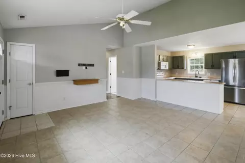 115 Daphne Dr, Hubert, NC 28539 photo 10