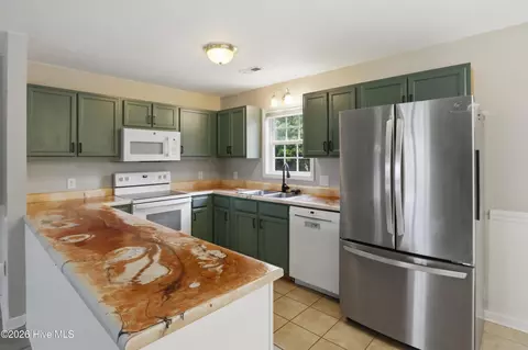 115 Daphne Dr, Hubert, NC 28539 photo 13