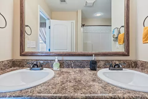 Bath - 5553 Connor Dr, Evans, GA 30809 photo 8 of 10