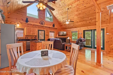 Dining - 171 Laurel Oak Ln, Murphy, NC 28906 photo 3 of 3