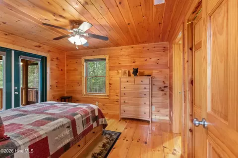 Bedroom - 171 Laurel Oak Ln, Murphy, NC 28906 photo 1 of 7