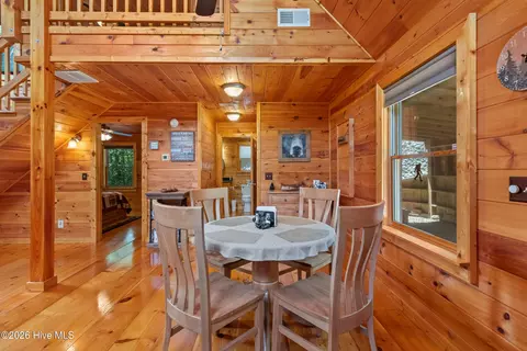 Dining - 171 Laurel Oak Ln, Murphy, NC 28906 photo 1 of 3