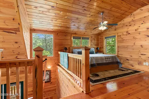 Bedroom - 171 Laurel Oak Ln, Murphy, NC 28906 photo 5 of 7