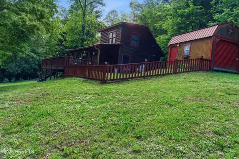 Exterior - 20 Mint Ln, Murphy, NC 28906 photo 11 of 19