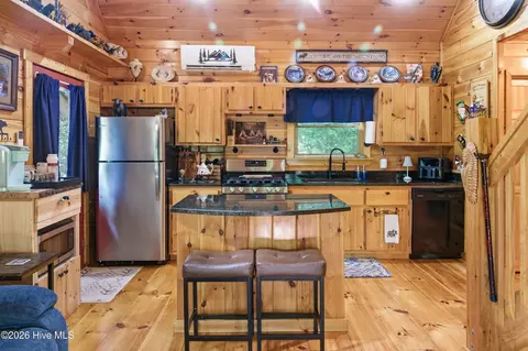 Kitchen - 20 Mint Ln, Murphy, NC 28906 photo 1 of 3