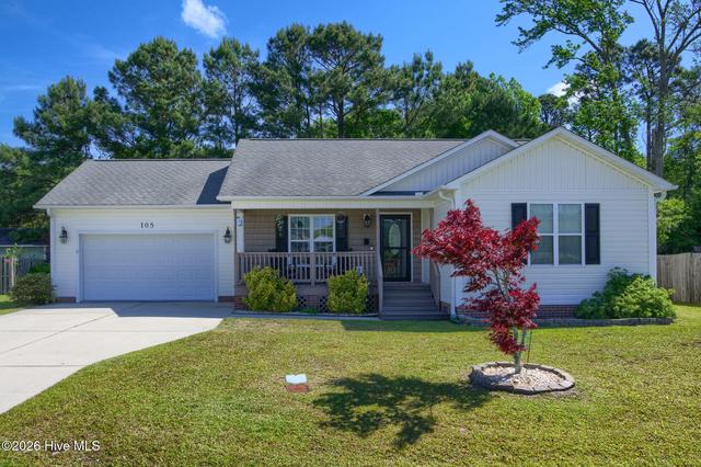 105 Sages Ridge Dr, Holly Ridge, NC 28445