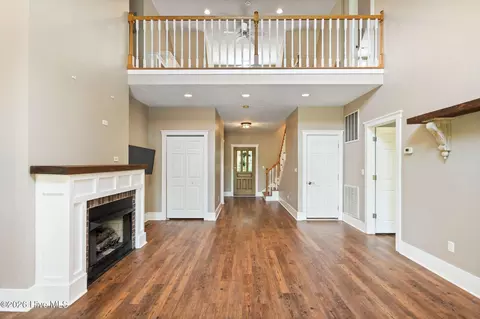 Living - 561 White Tail Ln, Willard, NC 28478 photo 4 of 6