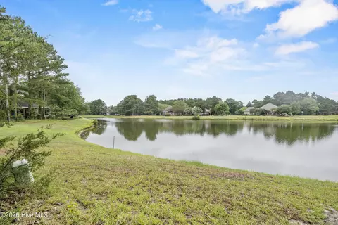 205 Cedar Point Dr, Wallace, NC 28466
