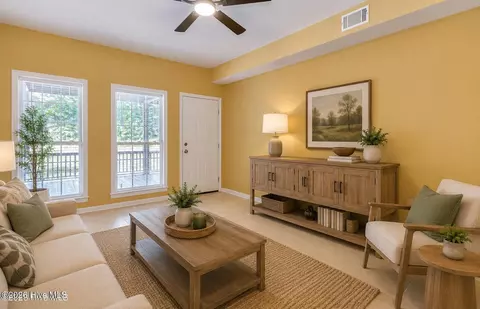 Living - 902 Burlington Dr, Evans, GA 30809 photo 8 of 8