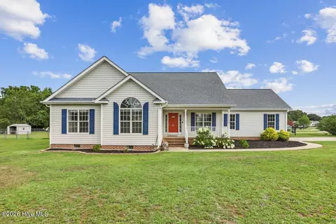 211 Woodcroft Dr, Goldsboro, NC 27534