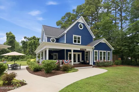 110 Viola Ct, Swansboro, NC 28584