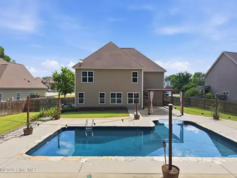 107 Walkabout Dr, Aberdeen, NC 28315 photo 8