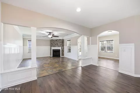 107 Walkabout Dr, Aberdeen, NC 28315 photo 20