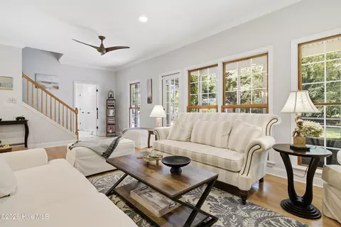 Living - 506 Royal Tern Dr, Hampstead, NC 28443 photo 1 of 5