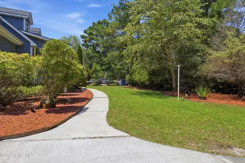 Exterior - 506 Royal Tern Dr, Hampstead, NC 28443 photo 20 of 27