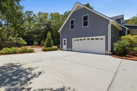 Exterior - 506 Royal Tern Dr, Hampstead, NC 28443 photo 21 of 27