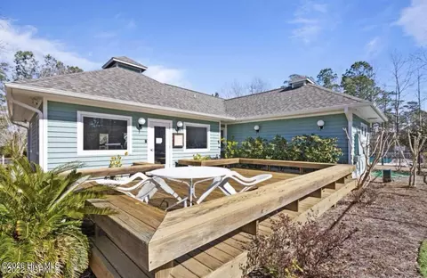 Exterior - 506 Royal Tern Dr, Hampstead, NC 28443 photo 25 of 27