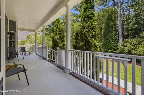 Exterior - 506 Royal Tern Dr, Hampstead, NC 28443 photo 3 of 27
