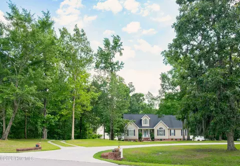 234 Riverbend Rd, Jacksonville, NC 28540