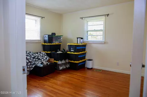 Bedroom - 1107 Oak Ave, Hamlet, NC 28345 photo 4 of 4