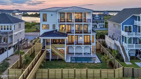 738 New River Inlet Rd, North Topsail Beach, NC 28460