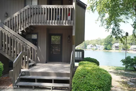 250 Sugar Gum Ln # 110, Pinehurst, NC 28374