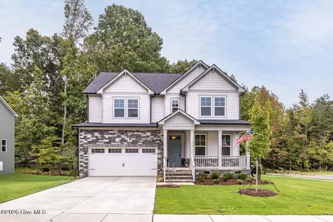 315 Queensferry Ln, Aberdeen, NC 28315