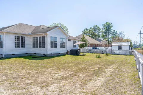 Exterior - 1320 Burning Tree Rd, Pinehurst, NC 28374 photo 3 of 5