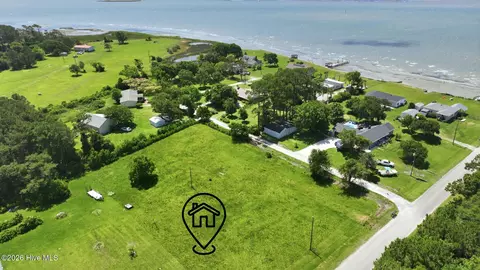 221 Ferry Dock Rd, Gloucester, NC 28528 photo 5