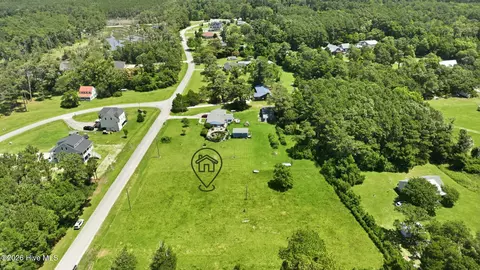 221 Ferry Dock Rd, Gloucester, NC 28528 photo 2