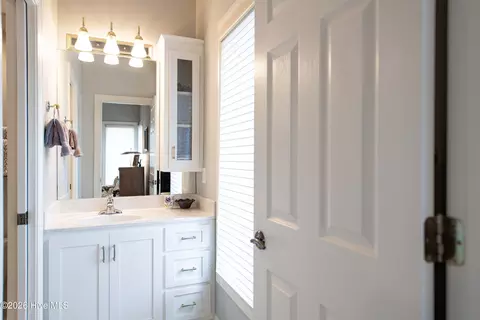 Bath - 32 Lasswade Dr, Pinehurst, NC 28374 photo 5 of 5
