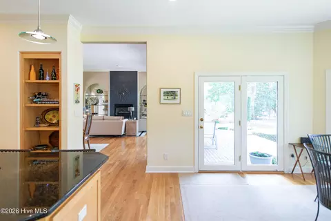 Entry Way - 32 Lasswade Dr, Pinehurst, NC 28374 photo 2 of 4