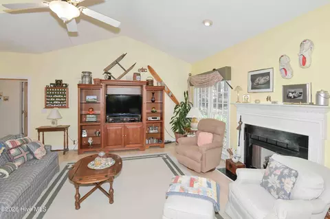 Living - 3 Pin Cherry Ln, Pinehurst, NC 28374 photo 3 of 3