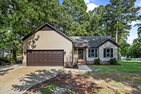 202 N Pointe Dr, Goldsboro, NC 27530