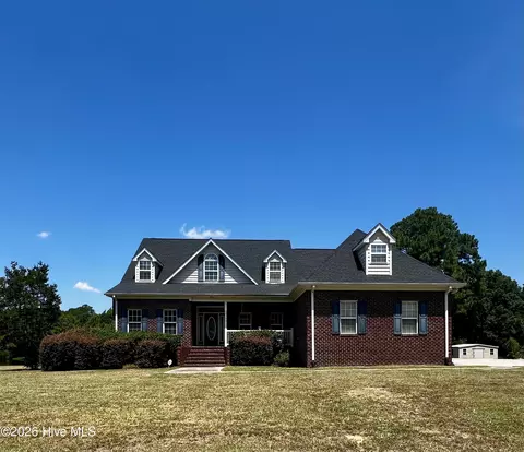 191 N Lakes Dr, Whiteville, NC 28472