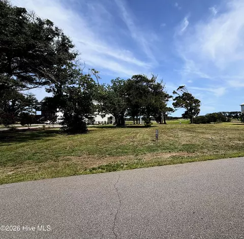 75 Yaupon Way, Oak Island, NC 28465