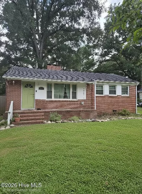 201 S Circle Dr, Rocky Mount, NC 27804