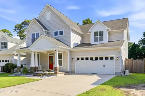 5141 Laurenbridge Ln, Wilmington, NC 28409