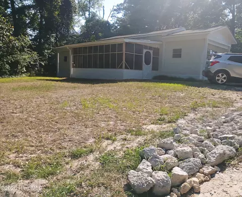 3965 Fifth St SW, Shallotte, NC 28470