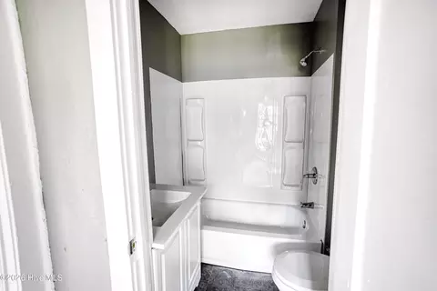 Bath - 1930 1st Ave, Augusta, GA 30901 photo 1 of 1