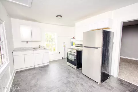 Kitchen - 1930 1st Ave, Augusta, GA 30901 photo 1 of 1